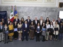 221114_arrasan_investigadoras_e_investigadores_de_la_udeg_en_el_premio_estatal_ga_8_0_0.jpeg