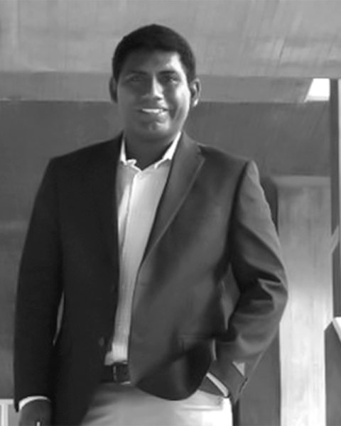 Dr. Julio César Morales Hernández