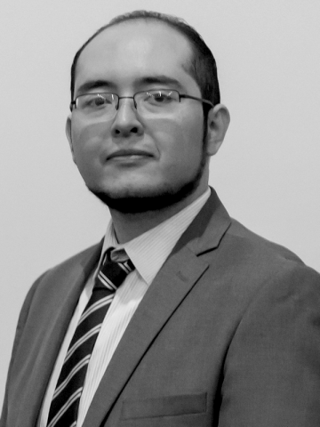 Dr. Ramiro Israel Esparza Pérez 